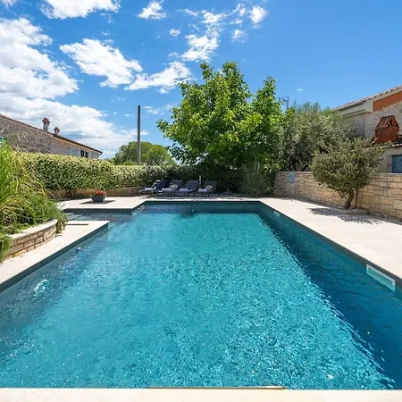 Casa Carolina With Pool