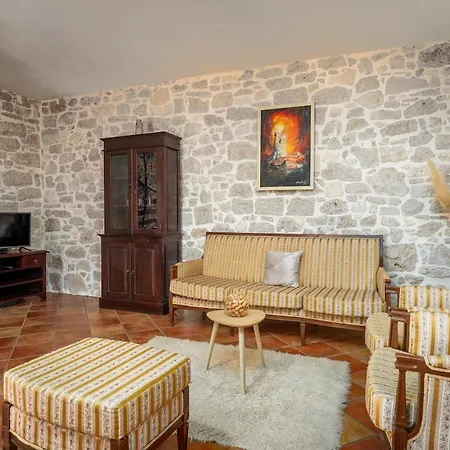 Casa Carolina With Pool Prázdninový dům